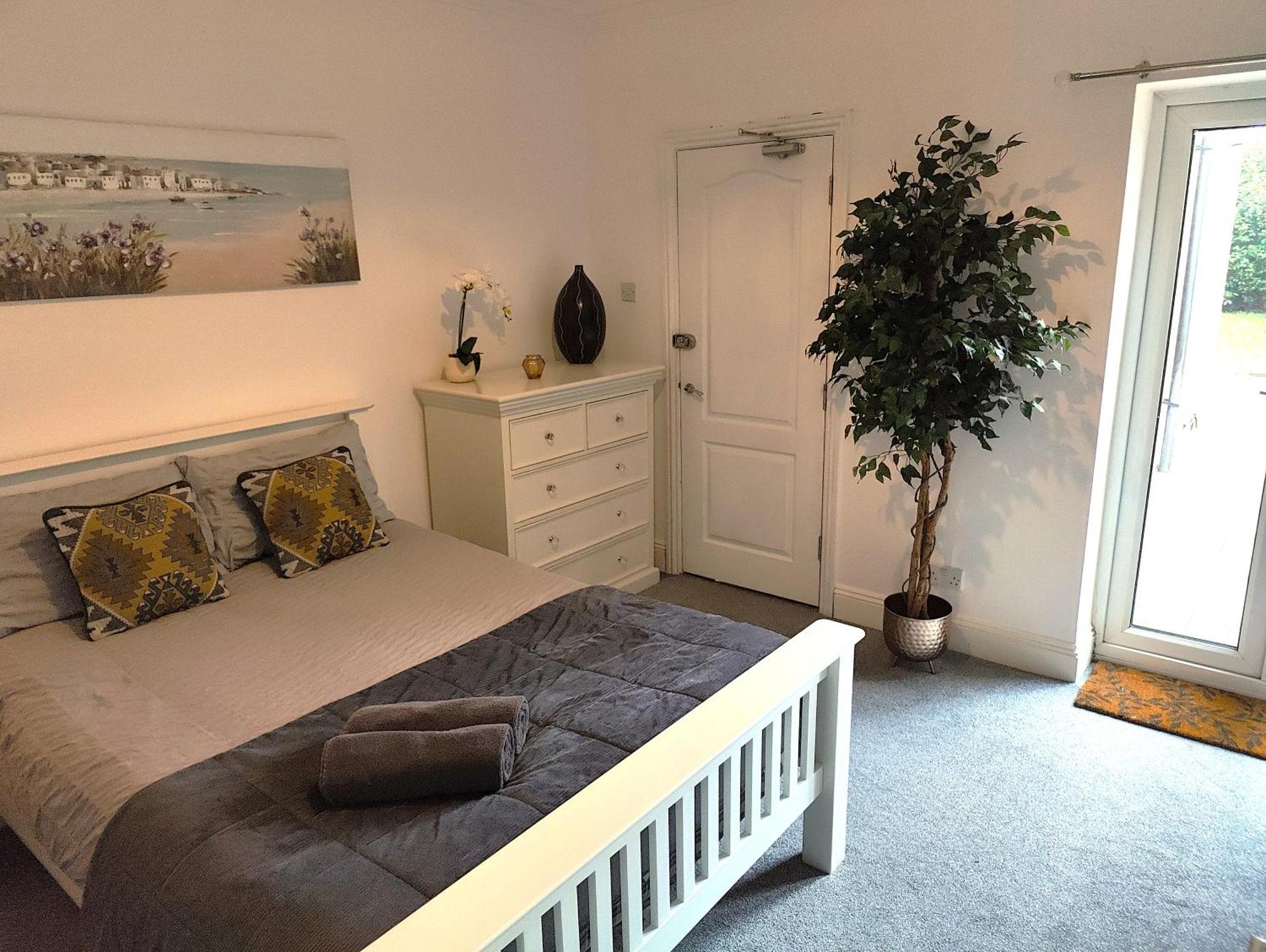 Cosy Bee And Apartment Bournemouth Exterior foto